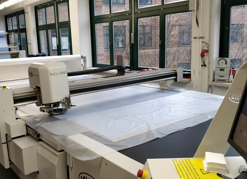 Zuschnittmaschine Produktion
